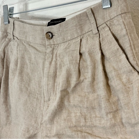 Banana Republic Women's Tan Linen Shorts Size 2 - Picture 2 of 6